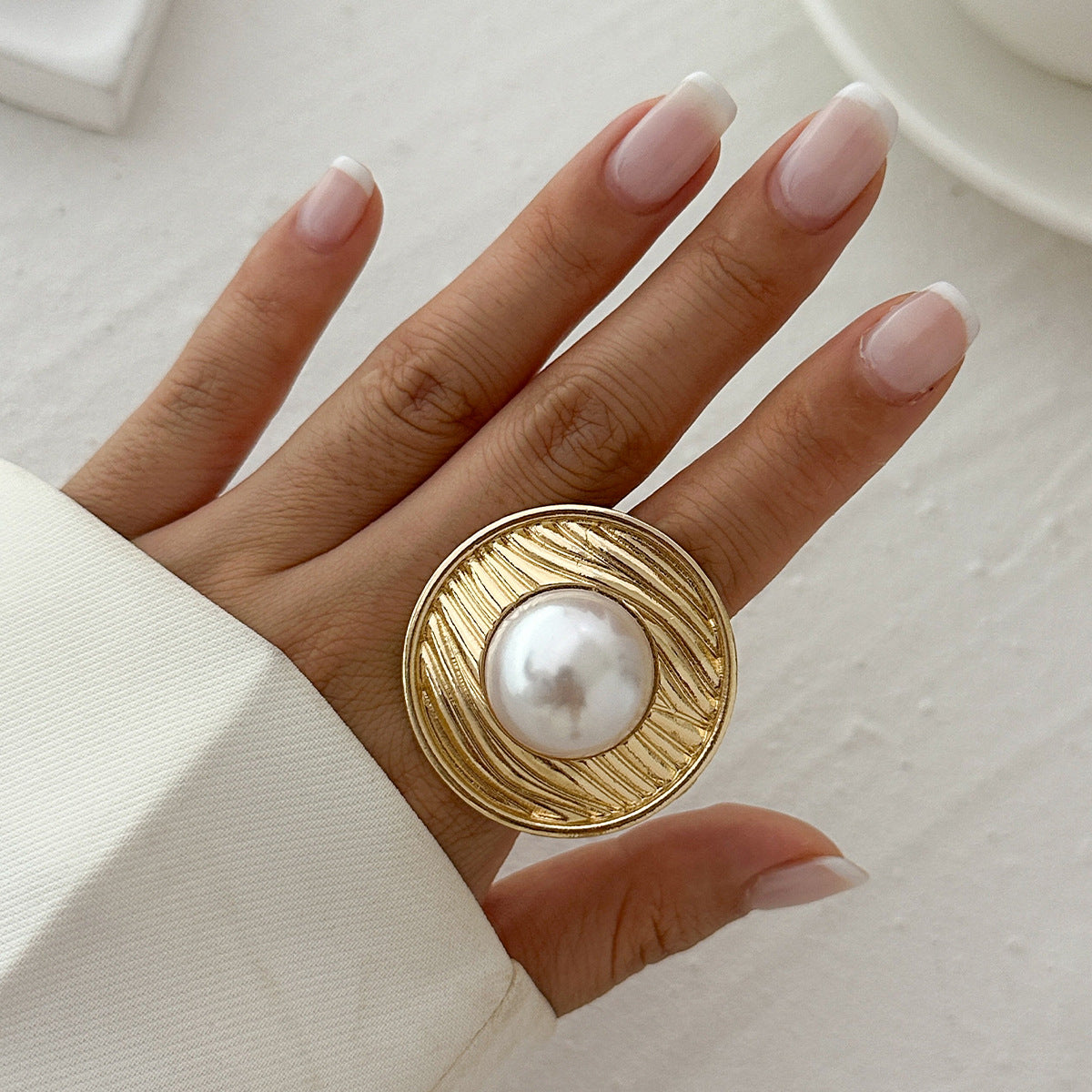 Gold Geometric Pearl Ring for Women – Irregular Winding Statement Ring