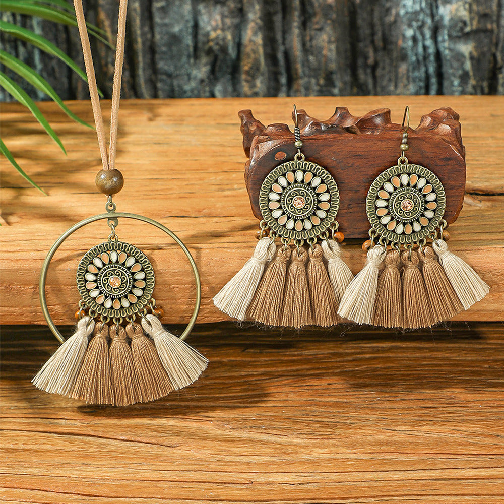 Vintage Bloom | Retro Floral Jewelry Set