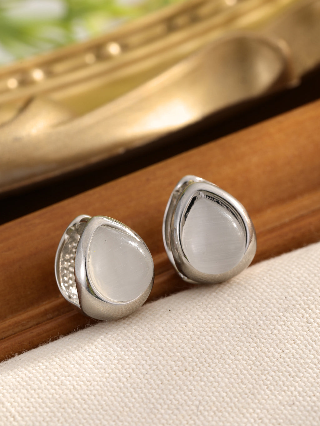 Feline Mystique | Cat's Eye Teardrop Earrings