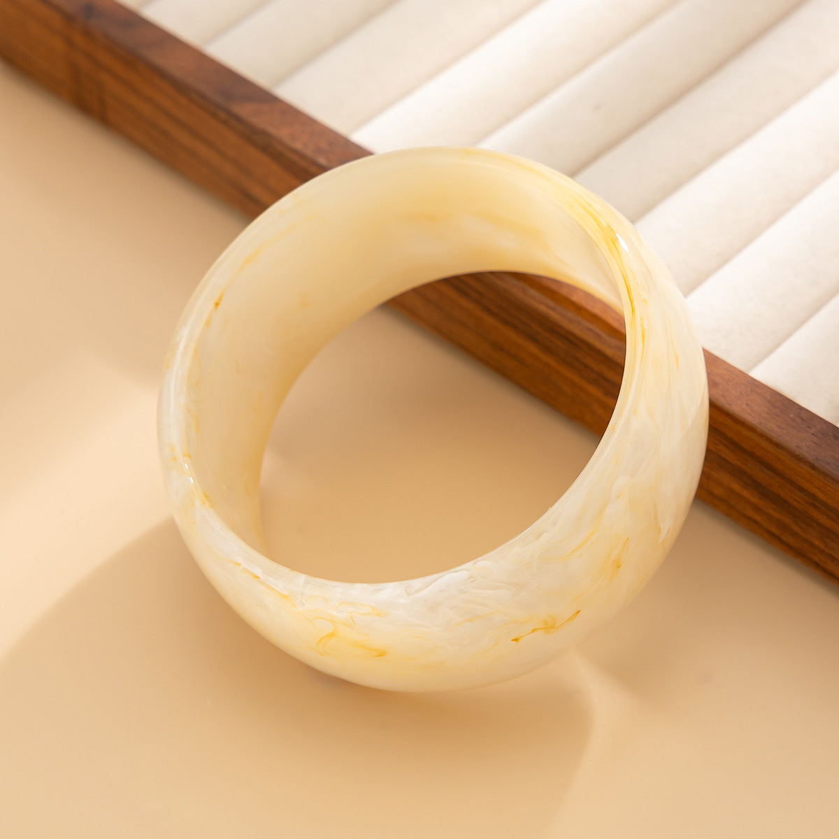Elegant Gold & Marble Bangle Set – Timeless Chic Style