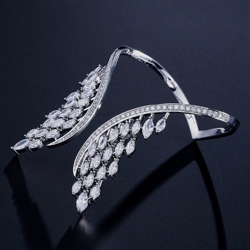 Angel Wings Zirconia Jewelry | Gold-Plated Statement | Luvia