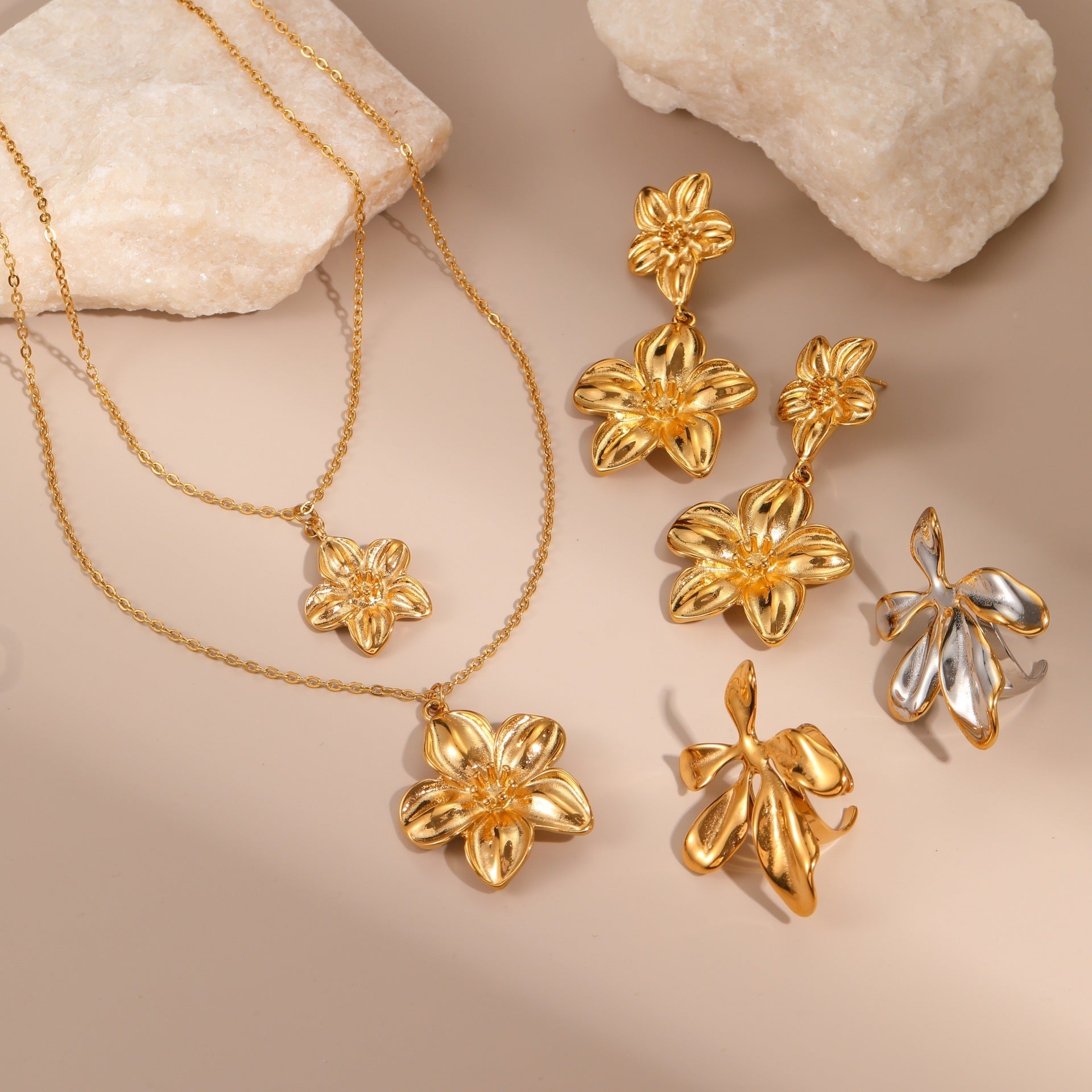 Elegant Gold Flower Jewelry Set – Statement Earrings, Necklace & Ring