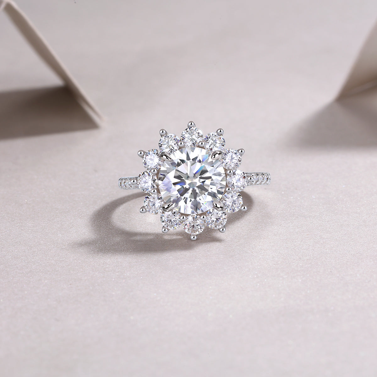 Luxury Halo Engagement Ring for Women – Brilliant Cut Crystal Statement Ring | Elegant Wedding Jewelry