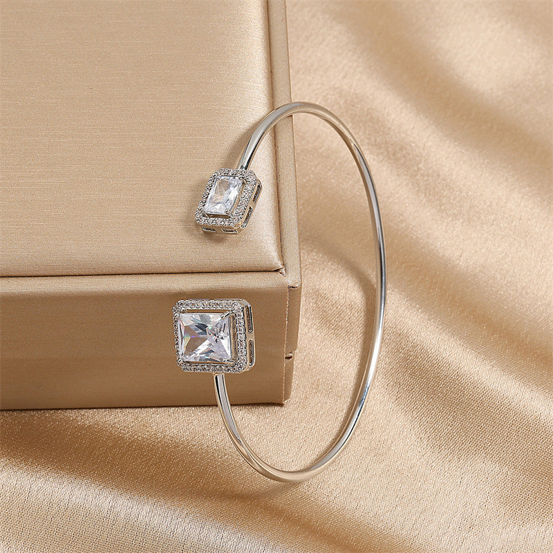 Water Drop Diamond Bracelet | Premium Square Stone