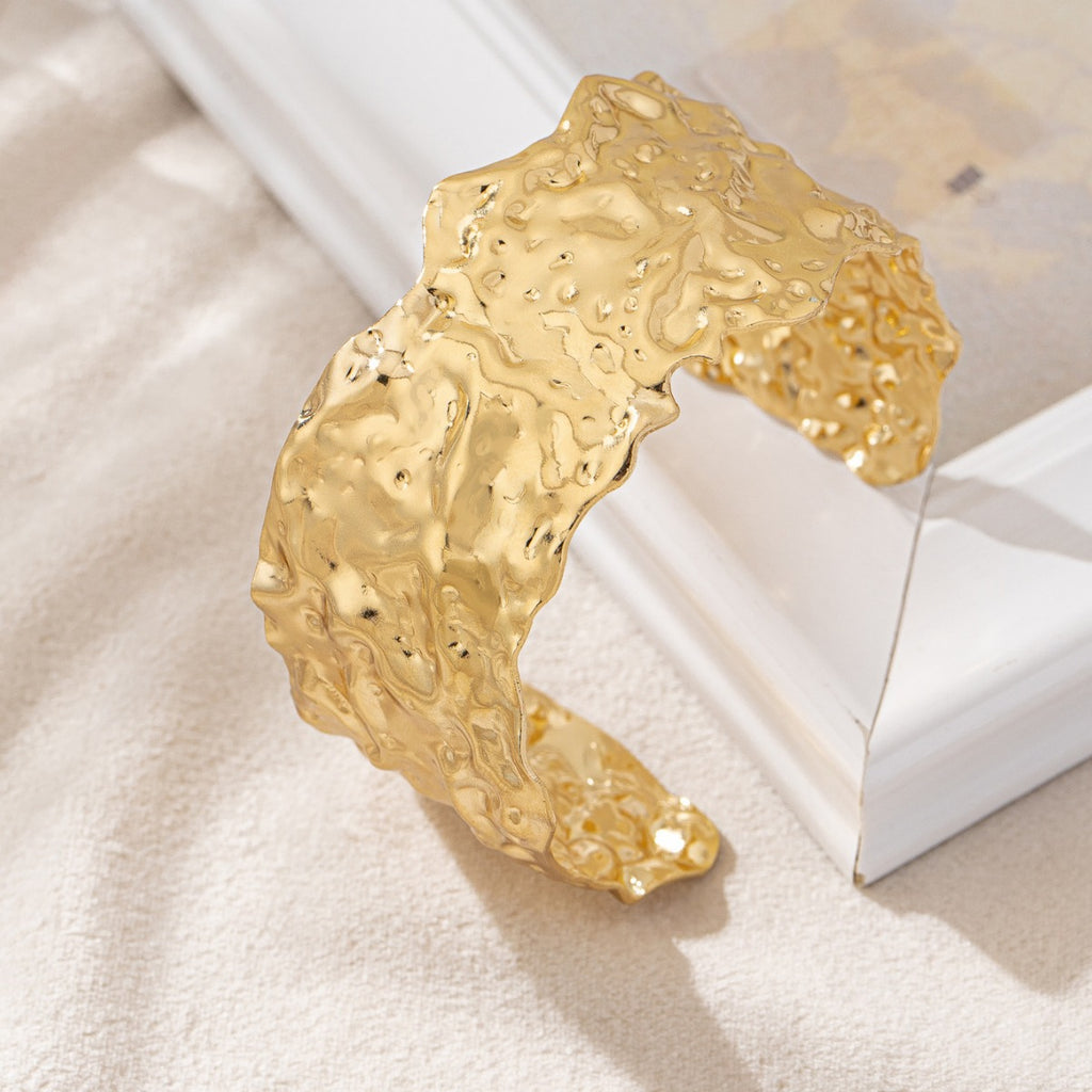 Golden Flow | 18K Gold Plated Cuff Bracelet