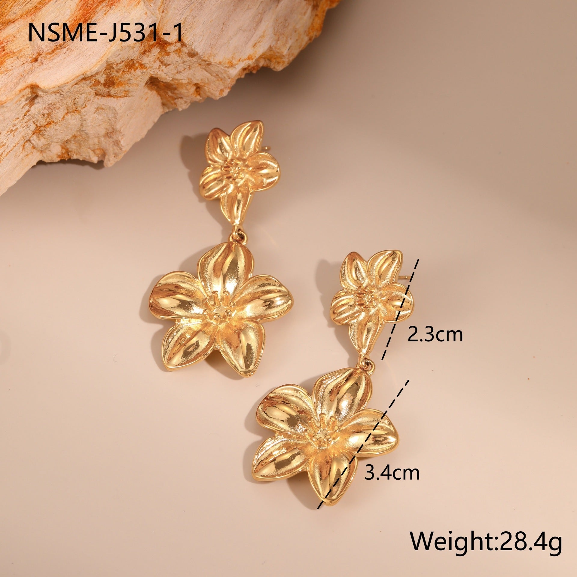 Elegant Gold Flower Jewelry Set – Statement Earrings, Necklace & Ring