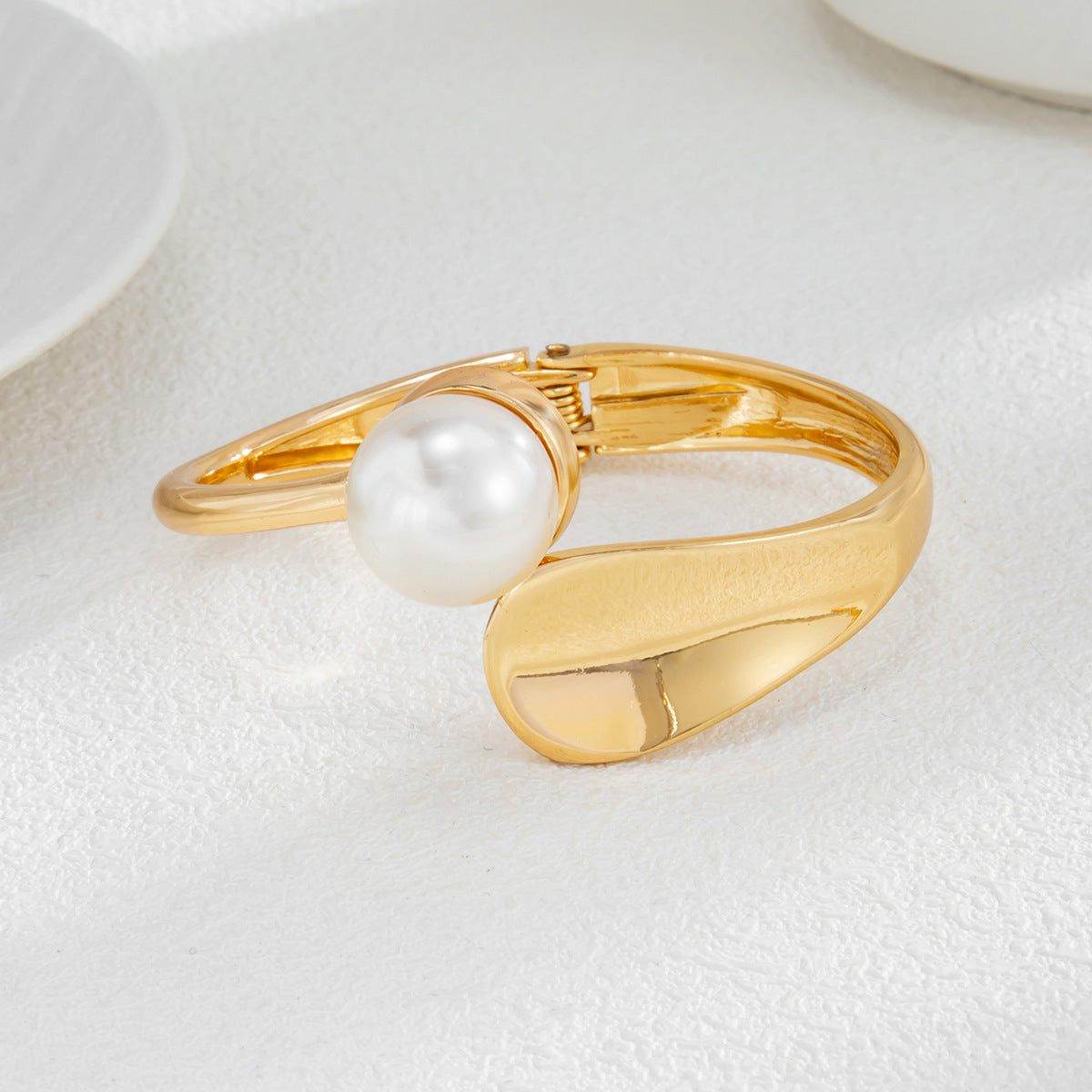 Pearl Open Cuff Bracelet – Gold & Silver Minimal Luxury Jewelry for Women