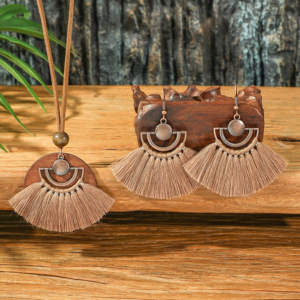 Vintage Bloom | Retro Floral Jewelry Set