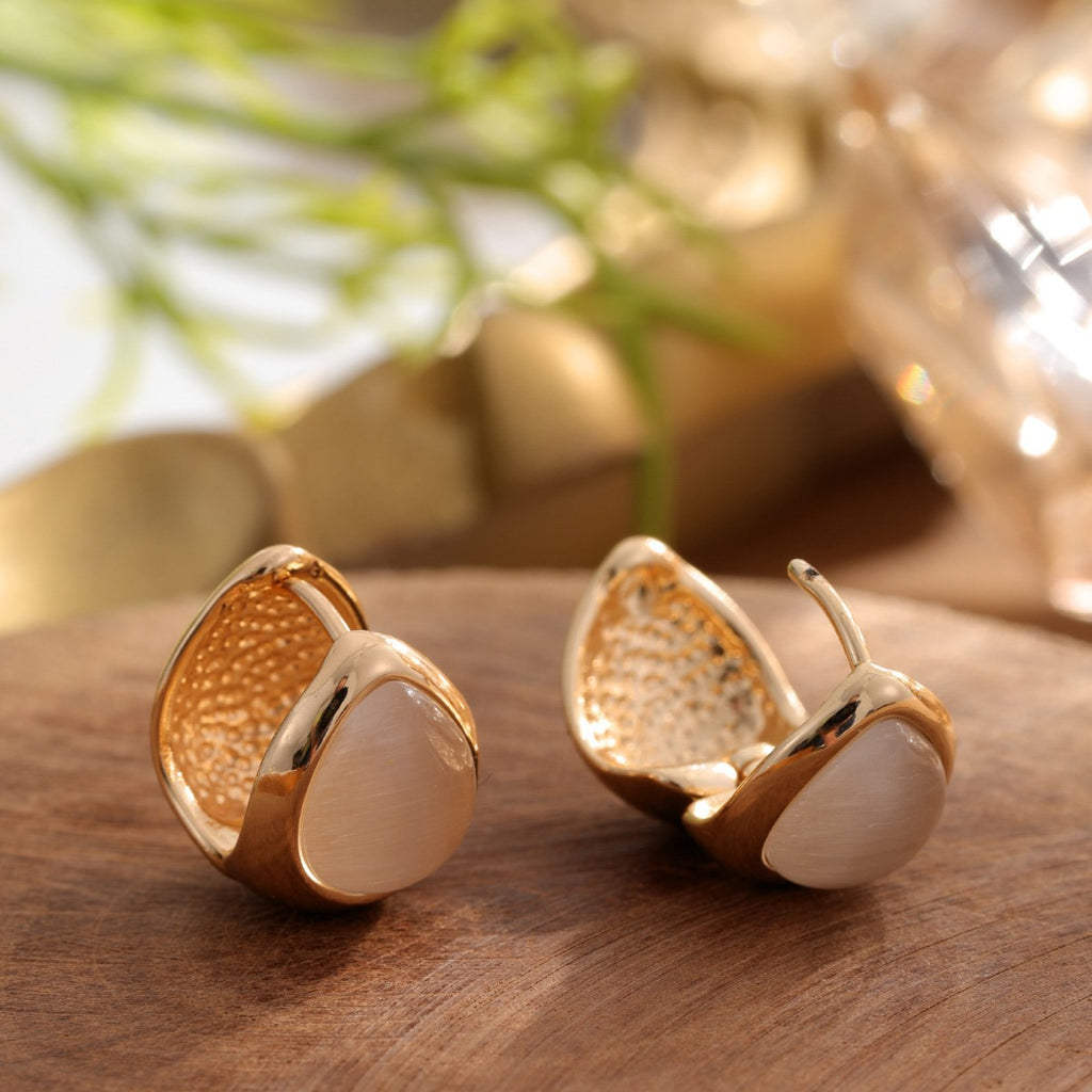 Feline Mystique | Cat's Eye Teardrop Earrings