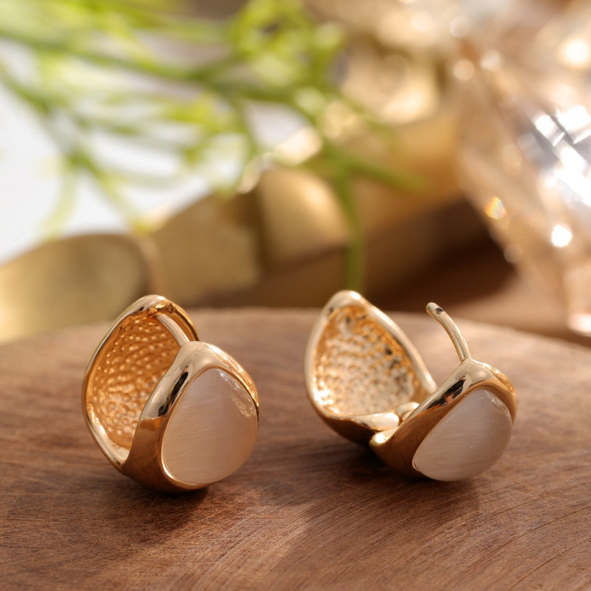 Feline Mystique | Cat's Eye Teardrop Earrings