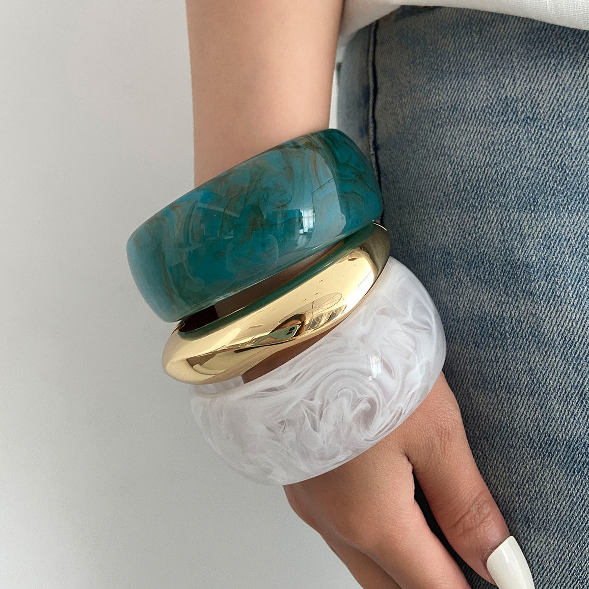 Translucent Resin Bracelet – Bold & Minimalist Statement Jewelry