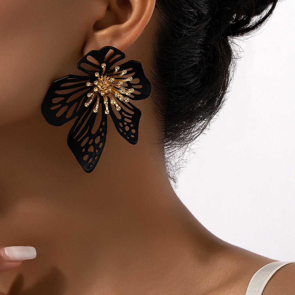 Minimalist Beautiful Flowers Personalized Earrings