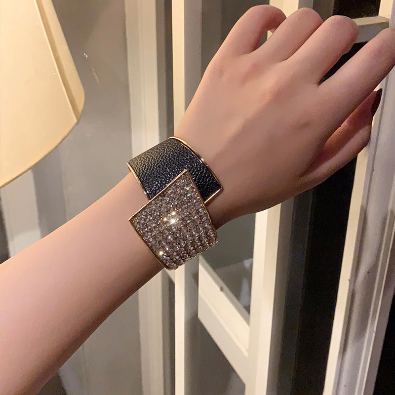 Luxury Rhinestone Leather Cuff Bracelet | Diamond-Cut Alloy | Black White Colour