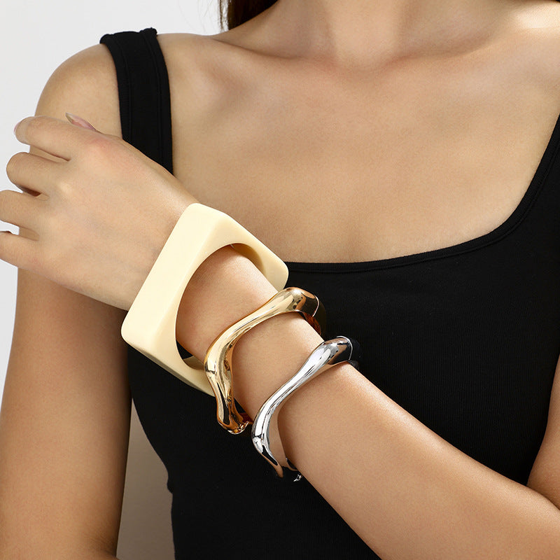 Retro Shine | Glossy Metal Cuff Bracelet