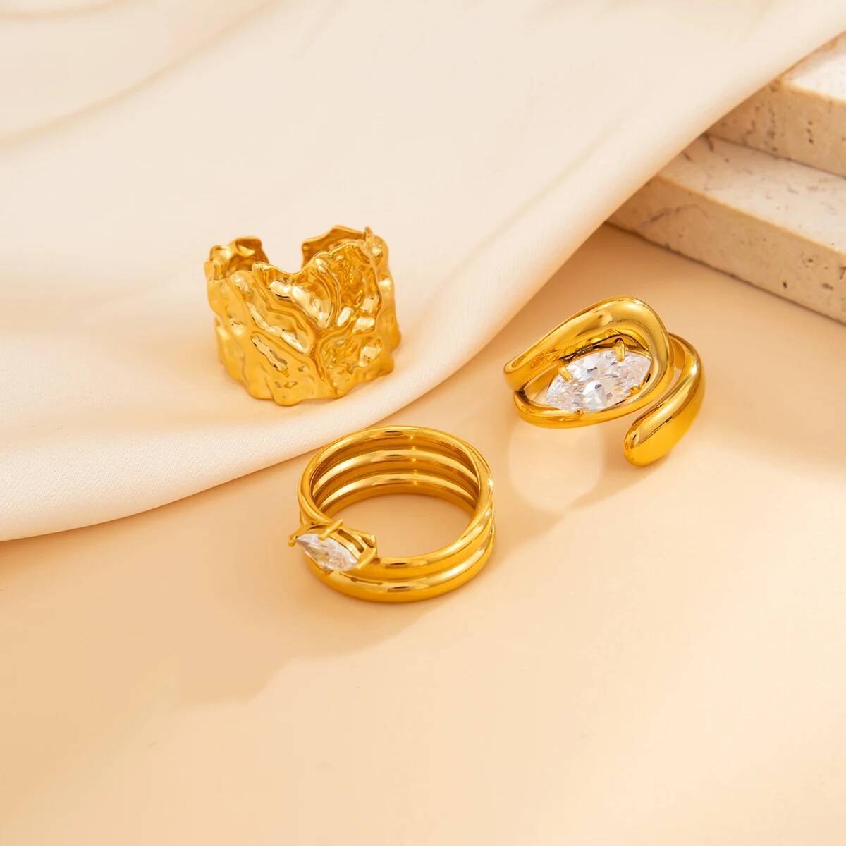 Luxury Gold Statement Rings Set for Women – Bold Elegant Designer Rings