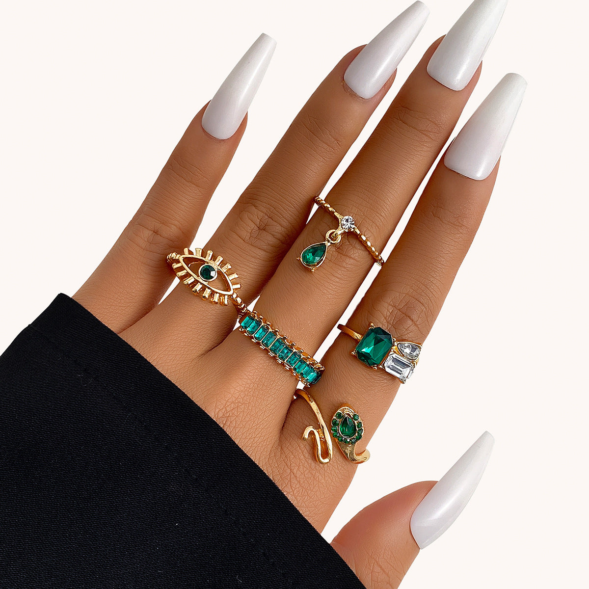 Emerald Gold Rings Set – Elegant Minimal Luxury Jewelry for Women