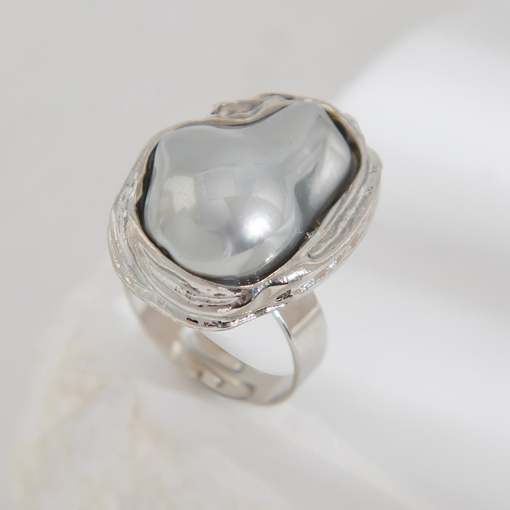 Luxury Baroque Pearl Statement Rings – Timeless Elegance for Modern Women