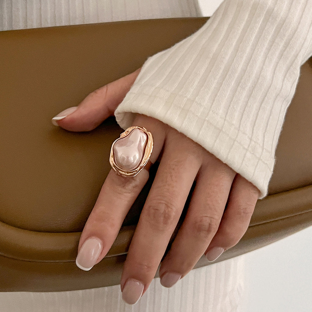 Luxury Baroque Pearl Statement Rings – Timeless Elegance for Modern Women