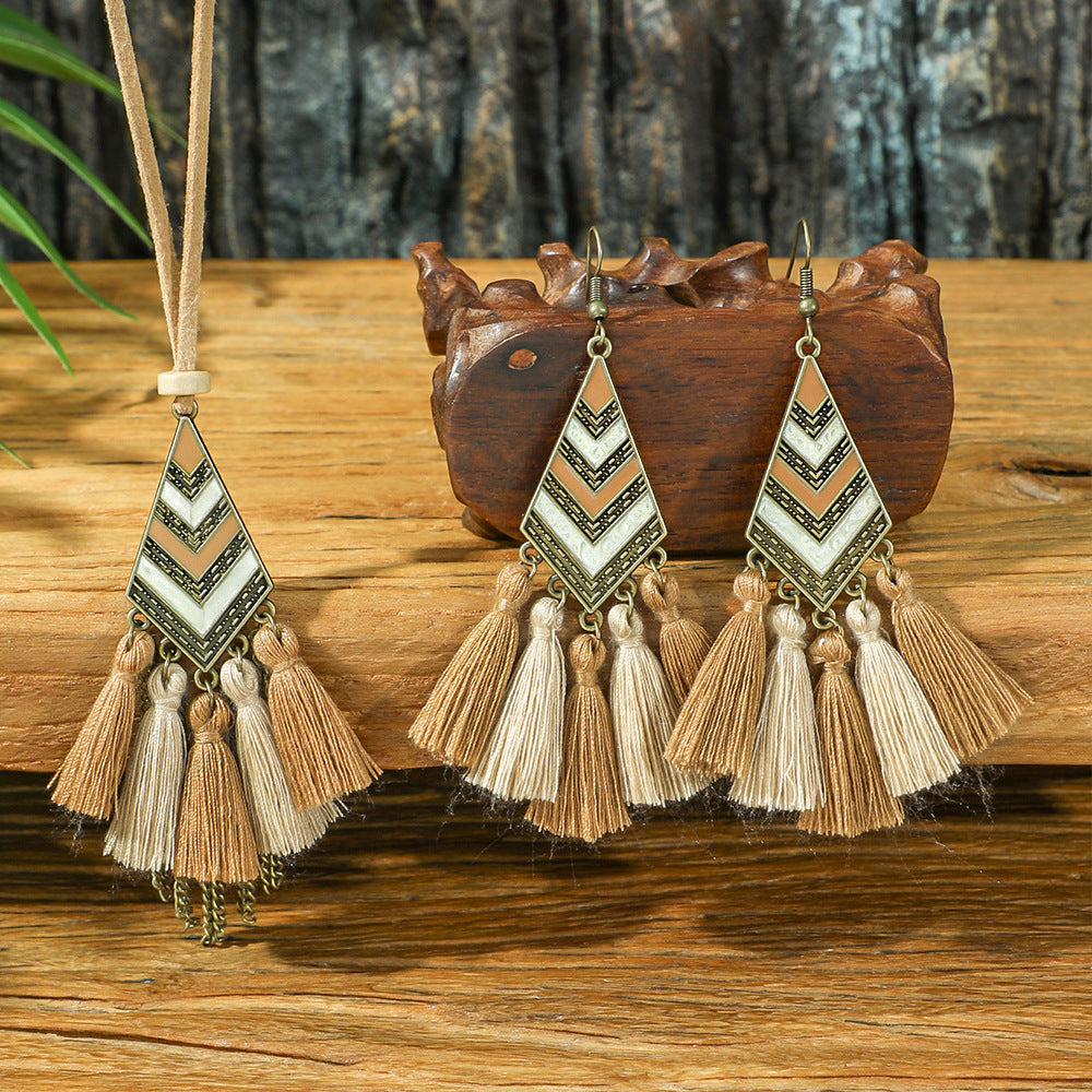 Vintage Bloom | Retro Floral Jewelry Set