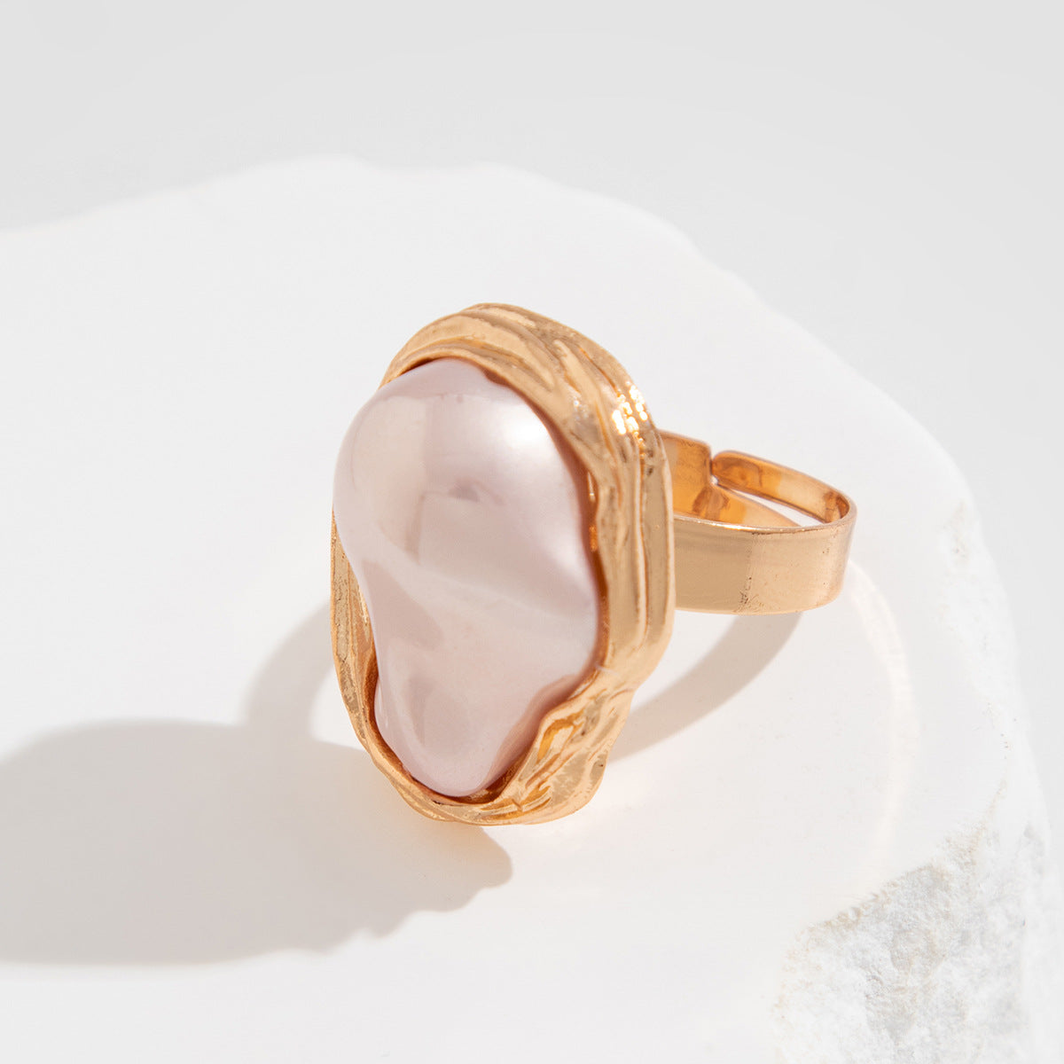 Luxury Baroque Pearl Statement Rings – Timeless Elegance for Modern Women