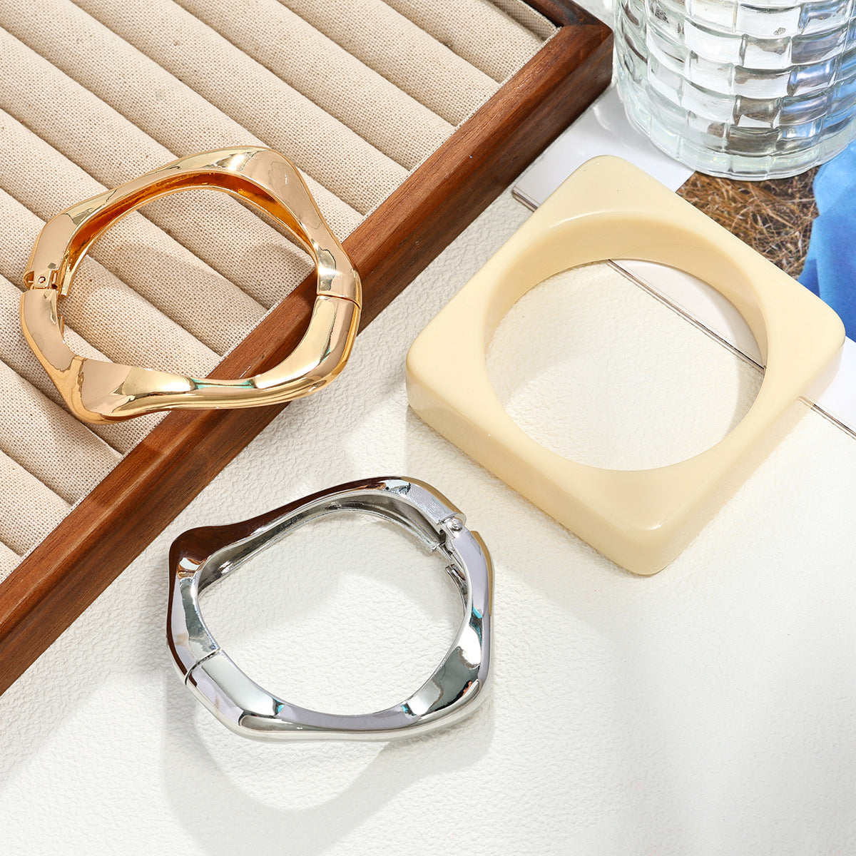 Retro Shine | Glossy Metal Cuff Bracelet