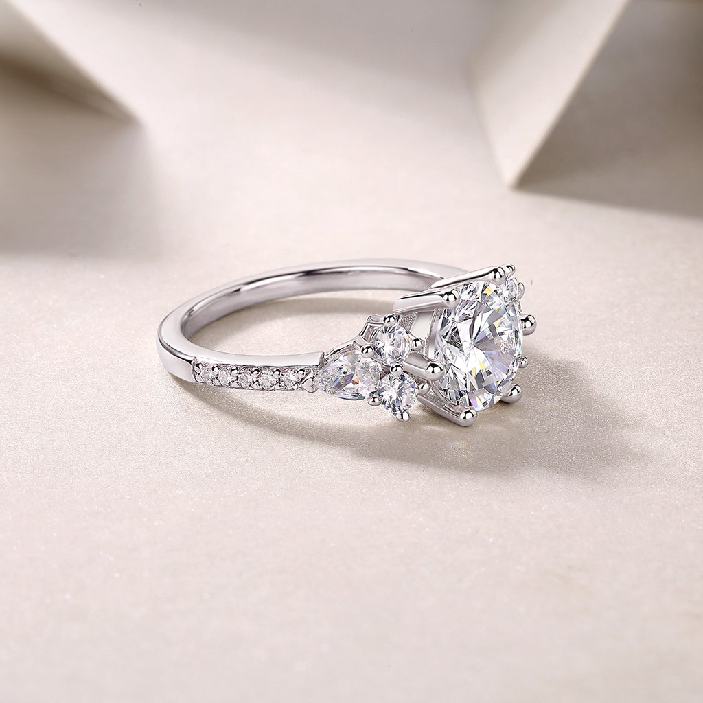2-Carat Moissanite Ring | S925 Sterling Silver – LUVIA